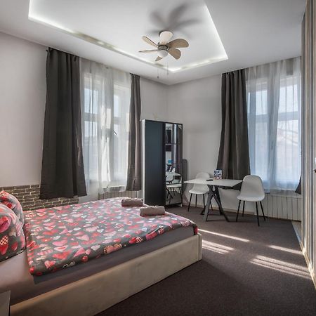 70S Guest Room Kraków Eksteriør billede